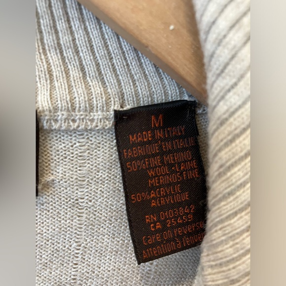 NWOT- Toscano Beige Men’s Sweater Half Zip. Size M - Picture 3 of 6